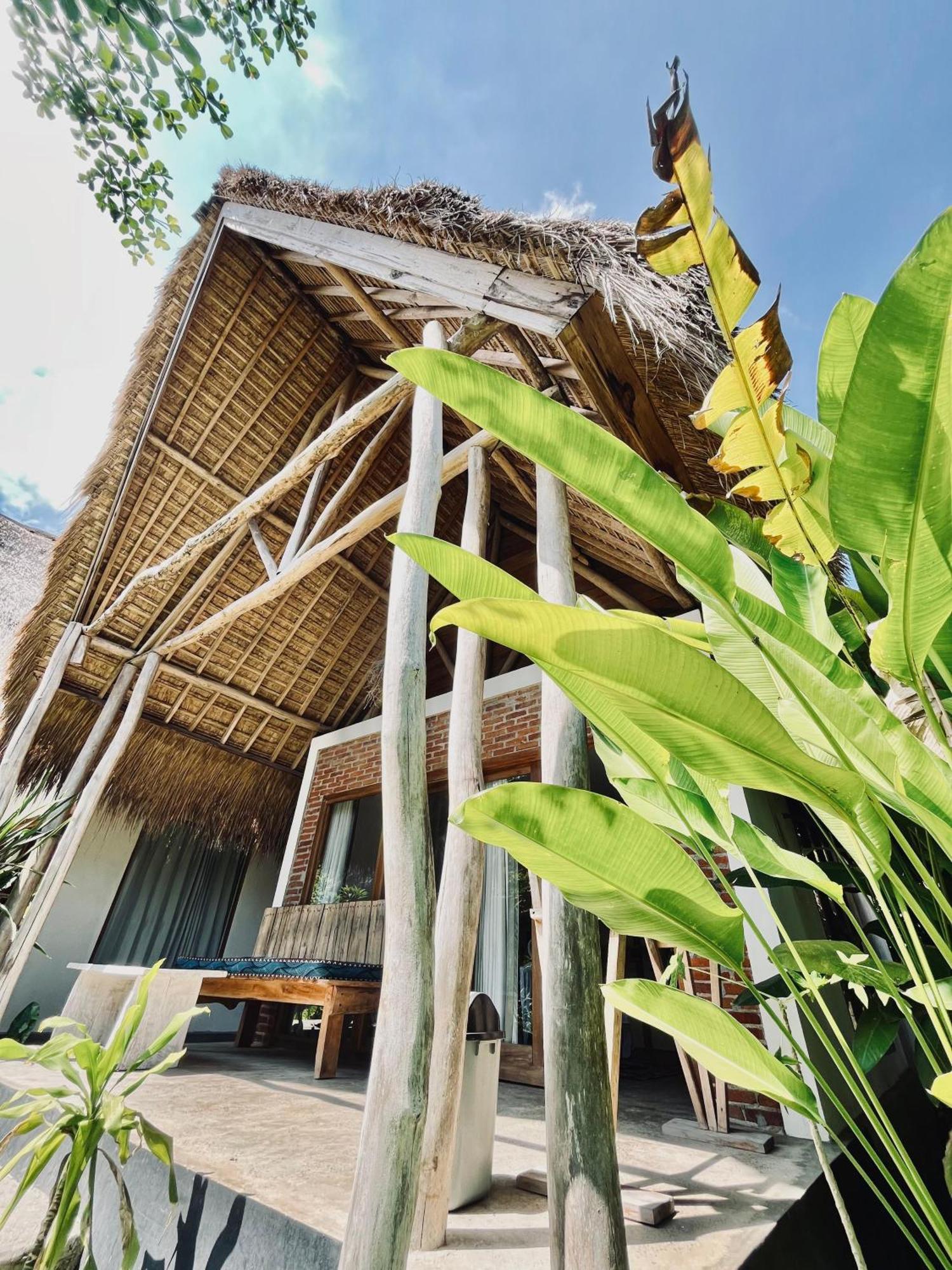 HOTEL PALM GREEN | ⋆⋆ | KUTA, INDONESIA | SEASON DEALS FROM $106